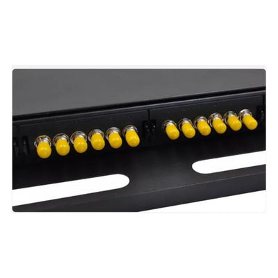 Bảng vá lỗi ODF màu đen Simplex 24F 24 Hải cảng ST Fiber Patch Panel Face Plate 6 Slot