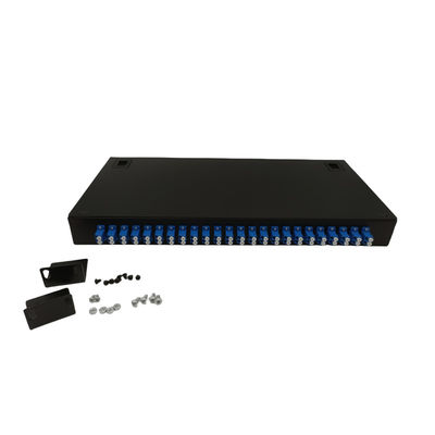 Bảng điều khiển sợi quang FTTH ODF treo tường 48 sợi với bím tóc ghép đôi LC